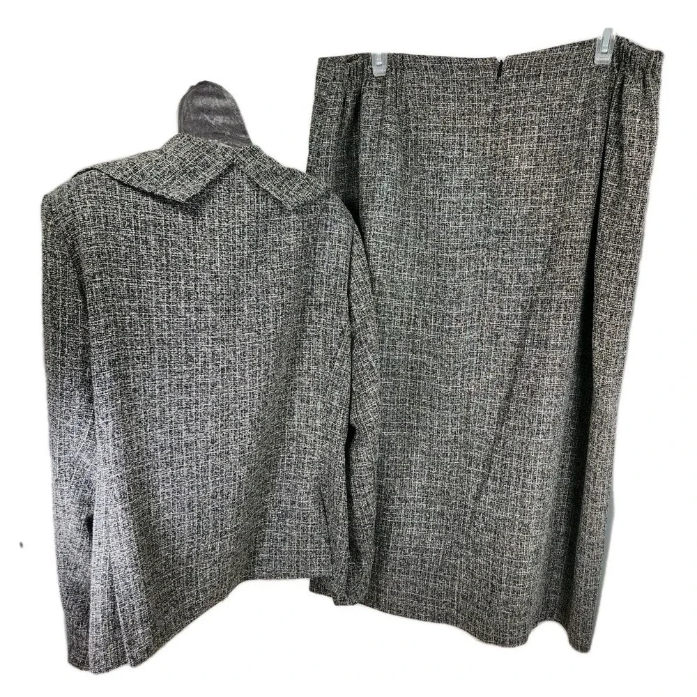 Cato Women's Plus Fully Lined 2 Pc Set 22W Skirt & 18W‎ Blazer/Top Machine Wash